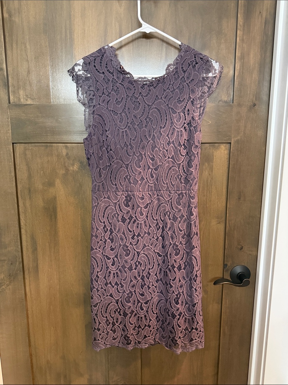 Xhilaration purple Lace Cap-Sleeve Sheath Dress